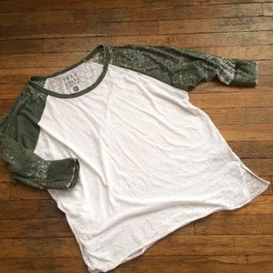 3/4 Sleeve Shirt